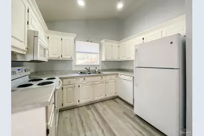 5917 N Bay Point Dr, Pensacola, FL 32507 - Photo 3