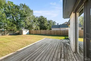 2240 Prytania Cir, Navarre, FL 32566 - Photo 33