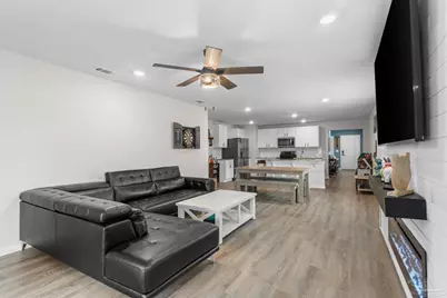 5304 Peach Dr, Pace, FL 32571 - Photo 15