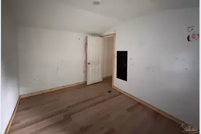 5449 Wales Ave, Pensacola, FL 32526 - Photo 3