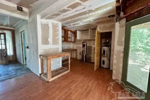 215 Hermey Ave, Pensacola, FL 32507 - Photo 13