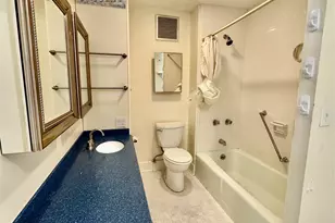 825 Bayshore Dr, Pensacola, FL 32507 - Photo 9