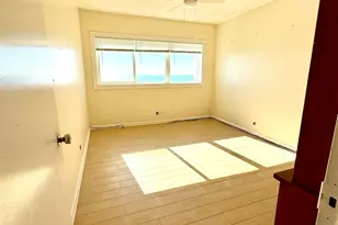 825 Bayshore Dr, Pensacola, FL 32507 - Photo 11