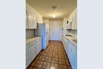 825 Bayshore Dr #206, Pensacola, FL 32507 - Photo 5