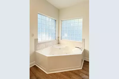 16300 Innerarity Pt Rd, Pensacola, FL 32507 - Photo 31