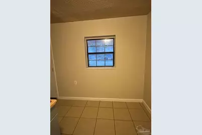 121 W Garfield Dr, Pensacola, FL 32505 - Photo 5