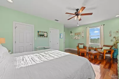 605 Chesapeake Dr, Gulf Breeze, FL 32561 - Photo 37