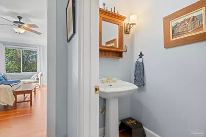 605 Chesapeake Dr, Gulf Breeze, FL 32561 - Photo 21