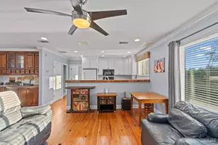 605 Chesapeake Dr, Gulf Breeze, FL 32561 - Photo 51