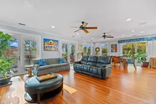 605 Chesapeake Dr, Gulf Breeze, FL 32561 - Photo 3