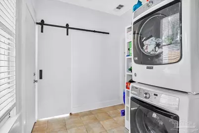 1906 N Spring St, Pensacola, FL 32501 - Photo 35