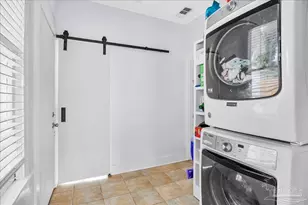 1906 N Spring St, Pensacola, FL 32501 - Photo 35