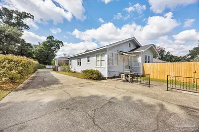 1906 N Spring St, Pensacola, FL 32501 - Photo 9