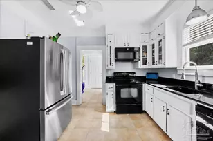 1906 N Spring St, Pensacola, FL 32501 - Photo 23