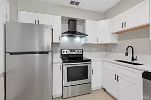 6366 W Fairfied Dr, Pensacola, FL 32506 - Photo 19