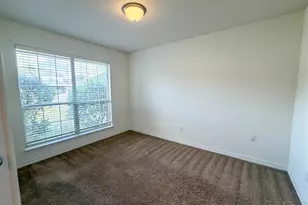 3313 Linger Ct, Pensacola, FL 32526 - Photo 5