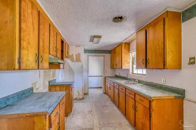 725 Gentian Dr, Pensacola, FL 32503 - Photo 29