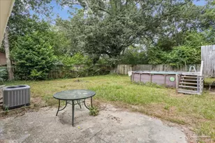 918 Montclair Rd, Pensacola, FL 32505 - Photo 23