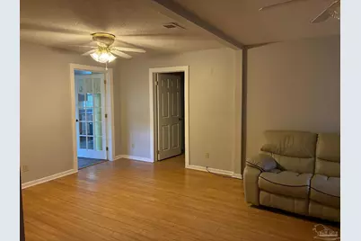 3324 Bonfire Dr, Milton, FL 32583 - Photo 7