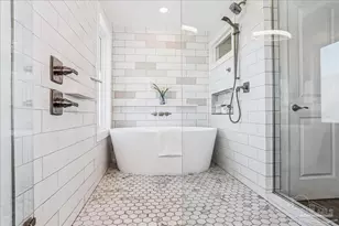 1894 Biscayne Cir Dr, Navarre, FL 32566 - Photo 33