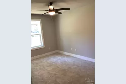 6413 Sanders St, Milton, FL 32570 - Photo 9