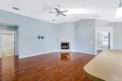 2110 Catline Cir, Navarre, FL 32566 - Photo 9