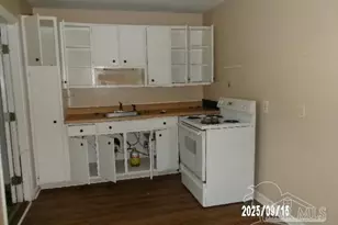 324 Chaseville St, Pensacola, FL 32507 - Photo 3