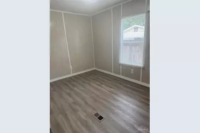 5227 Chestnut Ave, Pace, FL 32571 - Photo 11