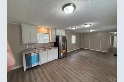 5227 Chestnut Ave, Pace, FL 32571 - Photo 3