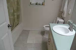 2716 Southern Oaks Dr, Cantonment, FL 32533 - Photo 9