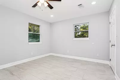 212 Shadowlawn Ln, Pensacola, FL 32507 - Photo 13