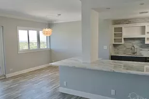 825 Bayshore Dr, Pensacola, FL 32507 - Photo 17