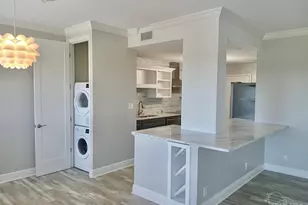 825 Bayshore Dr, Pensacola, FL 32507 - Photo 9