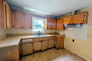 4216 Sapphire Ln, Pace, FL 32571 - Photo 3