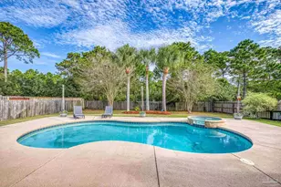 8092 Hartington Dr, Navarre, FL 32566 - Photo 11