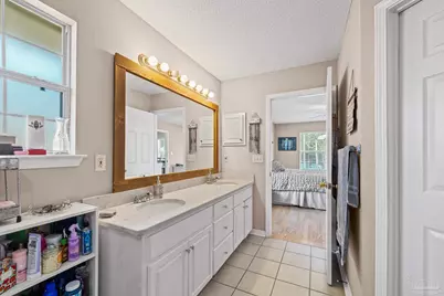 8092 Hartington Dr, Navarre, FL 32566 - Photo 47