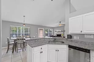 8092 Hartington Dr, Navarre, FL 32566 - Photo 41