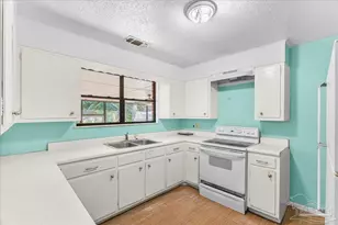 5370 N Blue Angel Pkwy, Pensacola, FL 32526 - Photo 19