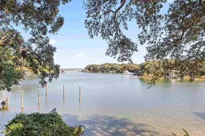 40 Highpoint Dr #B, Gulf Breeze, FL 32561 - Photo 45