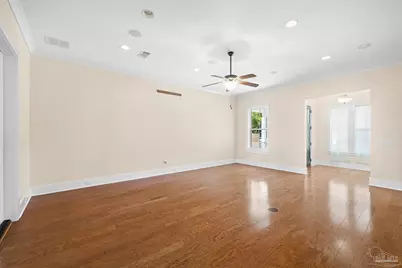 40 Highpoint Dr #B, Gulf Breeze, FL 32561 - Photo 7