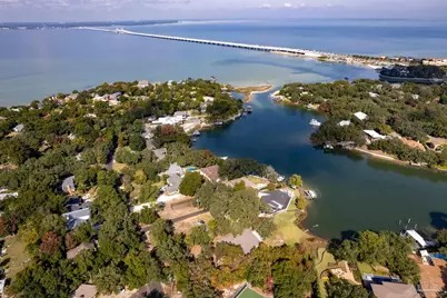 40 Highpoint Dr #B, Gulf Breeze, FL 32561 - Photo 49