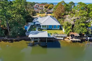 1688 College Pkwy, Gulf Breeze, FL 32563 - Photo 1