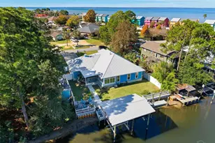 1688 College Pkwy, Gulf Breeze, FL 32563 - Photo 15