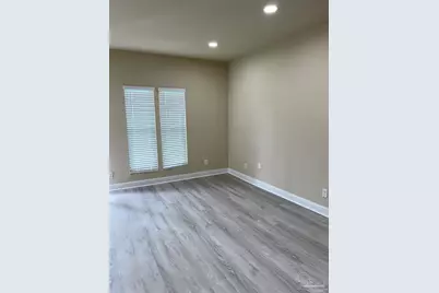 1907 Dr Martin Luther King Jr Dr #B, Pensacola, FL 32503 - Photo 7