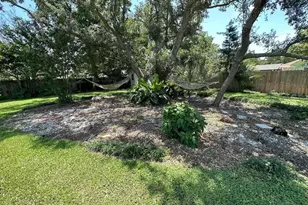 1406 Rancho Villa Dr, Gulf Breeze, FL 32563 - Photo 17