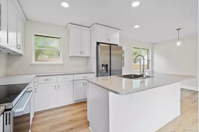 1810 Toni St, Pensacola, FL 32504 - Photo 9