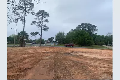 5000 Shoshone Dr, Pensacola, FL 32507 - Photo 1