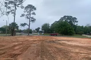 5000 Shoshone Dr, Pensacola, FL 32507 - Photo 1