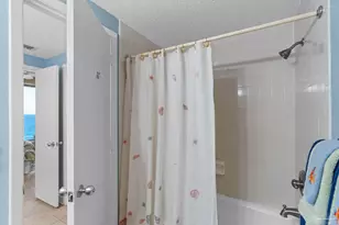 8271 Gulf Blvd, Navarre Beach, FL 32566 - Photo 21