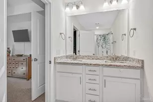 4781 Christopher Ln, Milton, FL 32583 - Photo 9